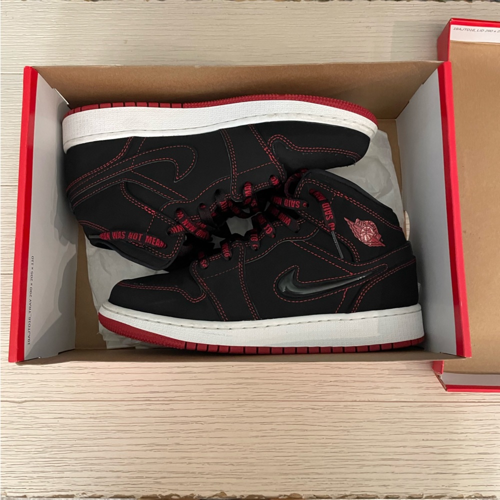 Air Jordan 1 Shoes - Black/Red-White (Size 5)